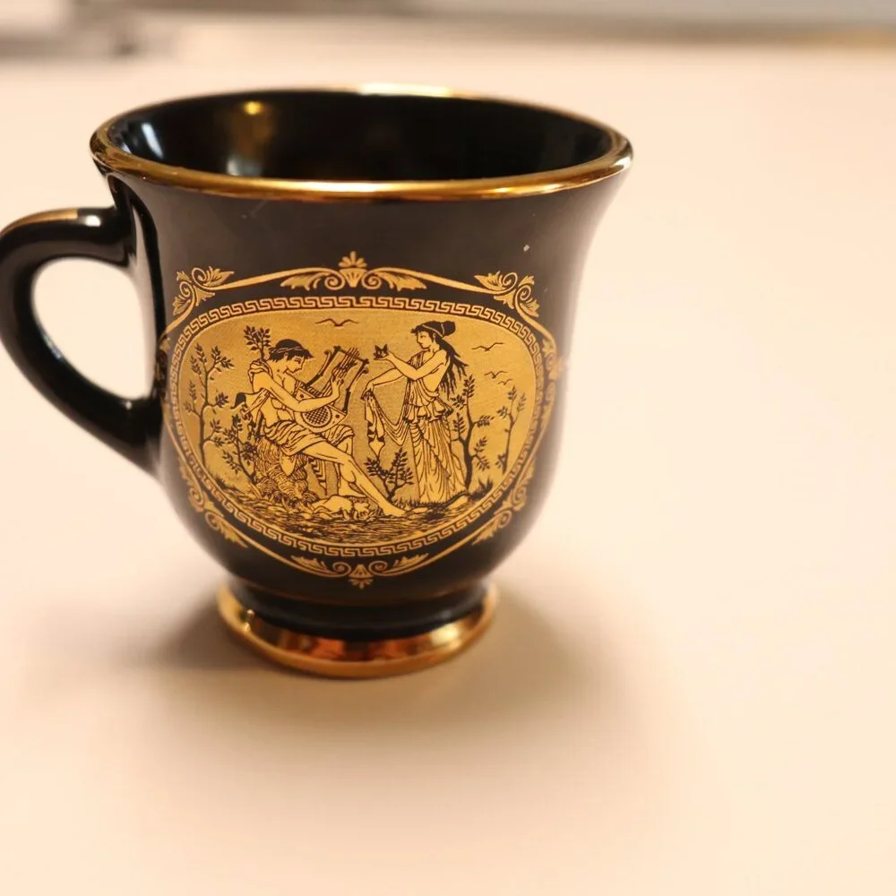2 Demitasse/Expreso Cups and Sauciers Black and 24‎ Caret Gold Hand Painted